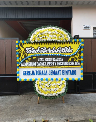 Papan Bunga Duka di Datuk Lima Puluh
